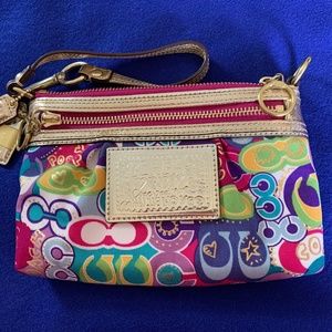 Coach Wristlet/Clutch NWOT